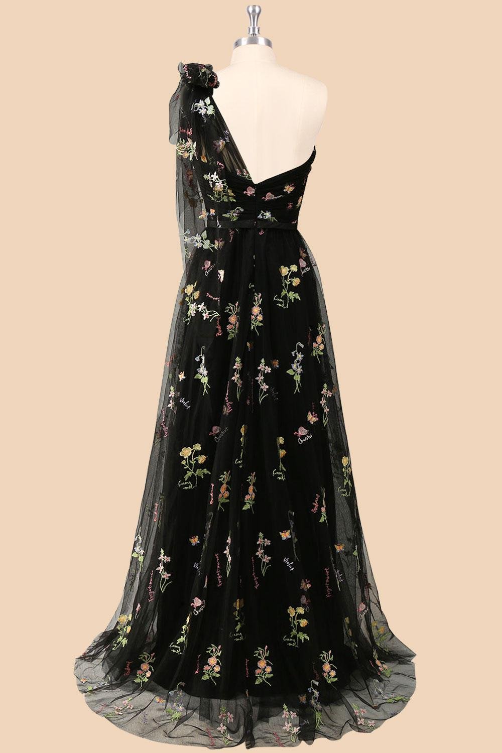 Outdoor Wedding Wear