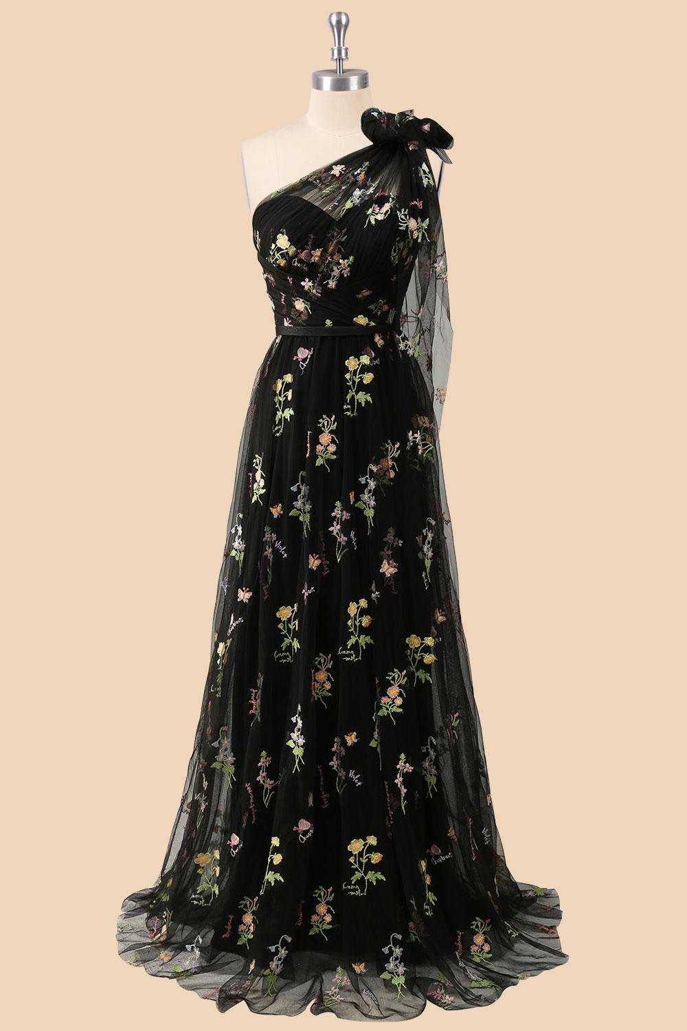 Black Wedding Dress 3D Floral Applique, Custom Made Embroidery Bridal Gown, Outdoor Wedding Wear - Image 4